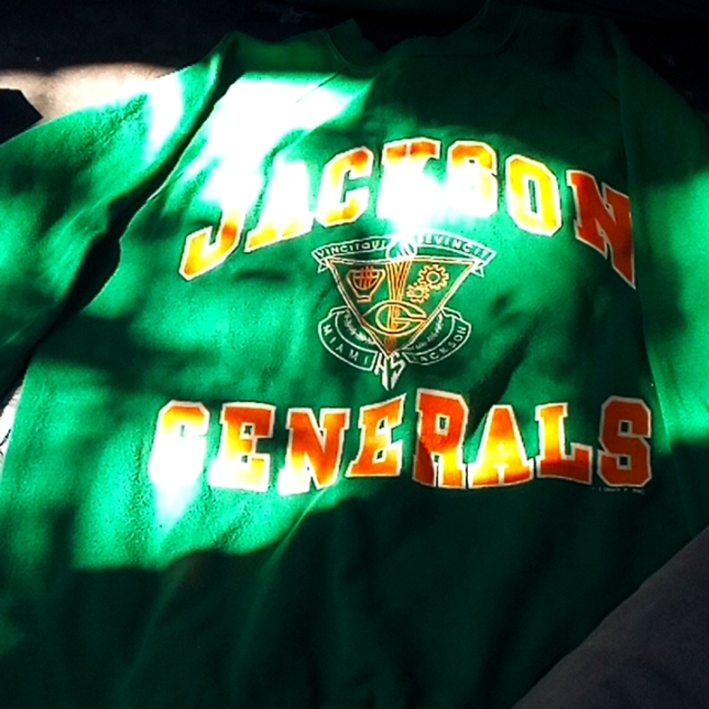 Jackson Generals good condition logo 7 sweatshirt size LG.Retails for $30.